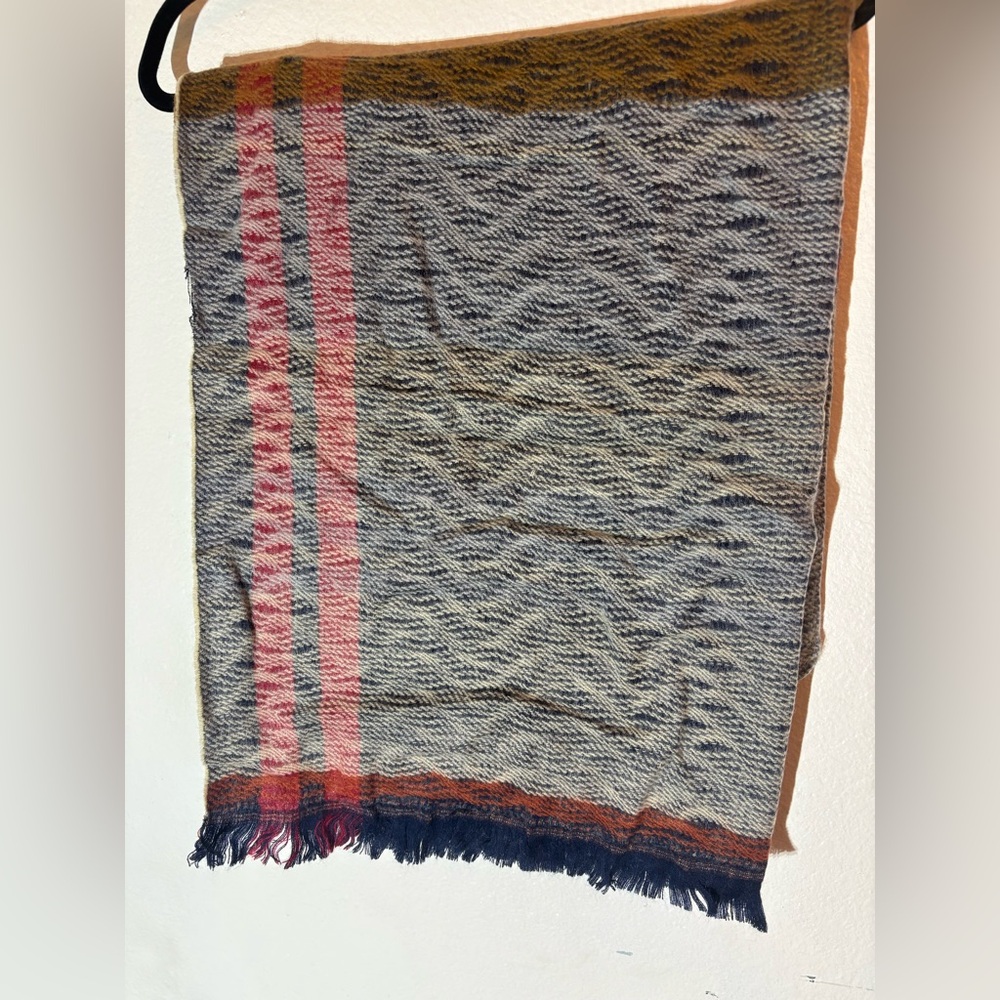 Noble Mount Scarf